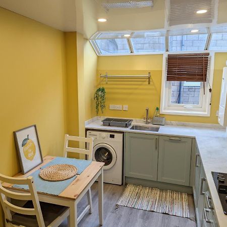 אדינבורו Family Friendly Central Garden Flat מראה חיצוני תמונה