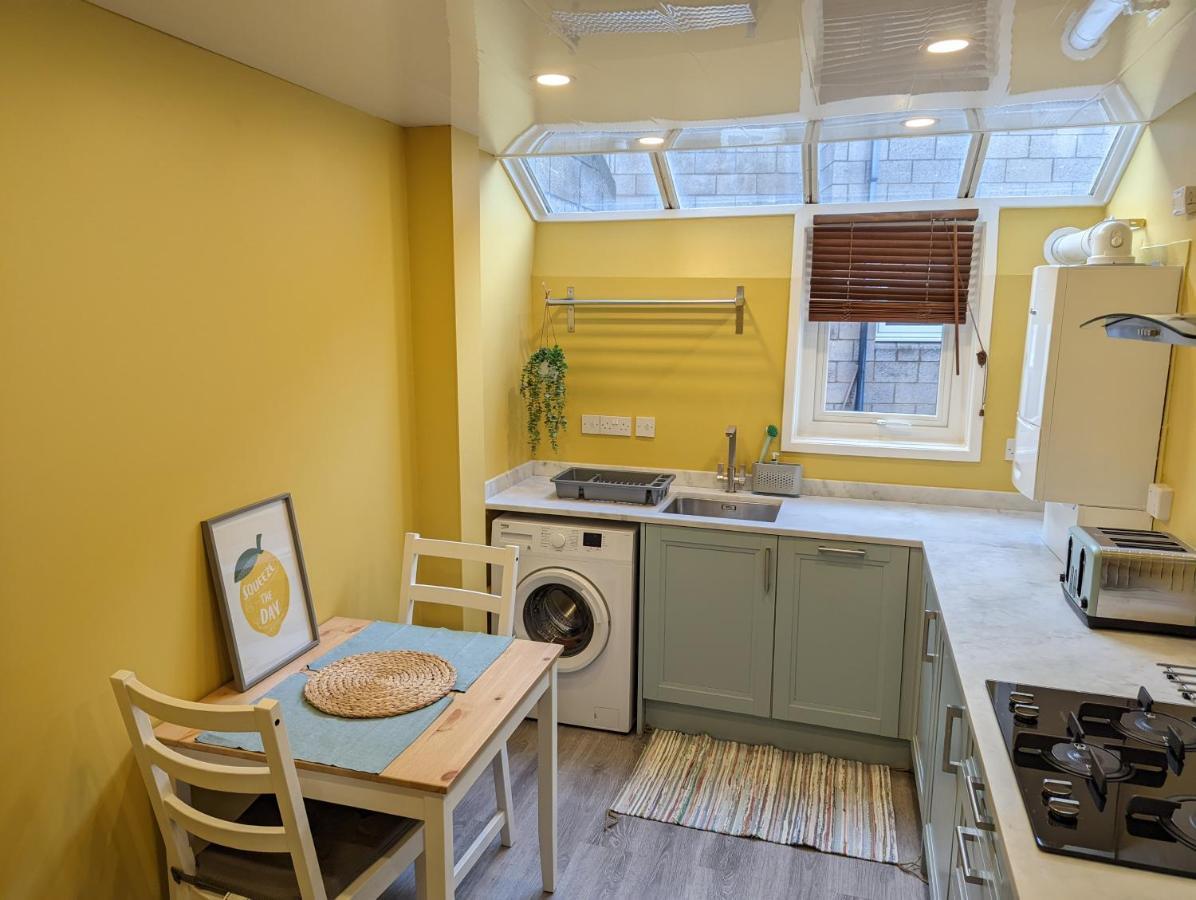 אדינבורו Family Friendly Central Garden Flat מראה חיצוני תמונה